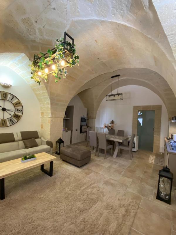 Lata Luxury Home Casa Vacanze Бриндизи Экстерьер фото
